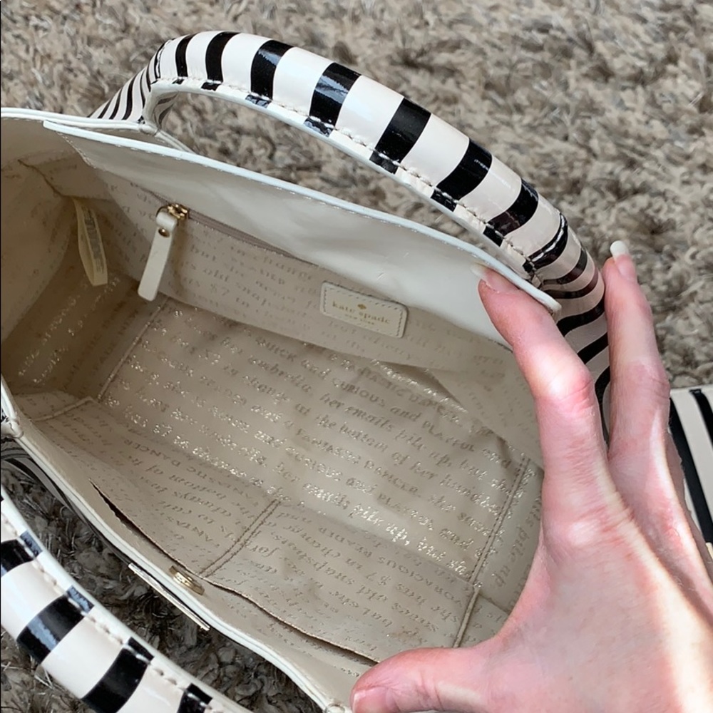 Kate Spade Handbag w/Wallet - Picture 6 of 12